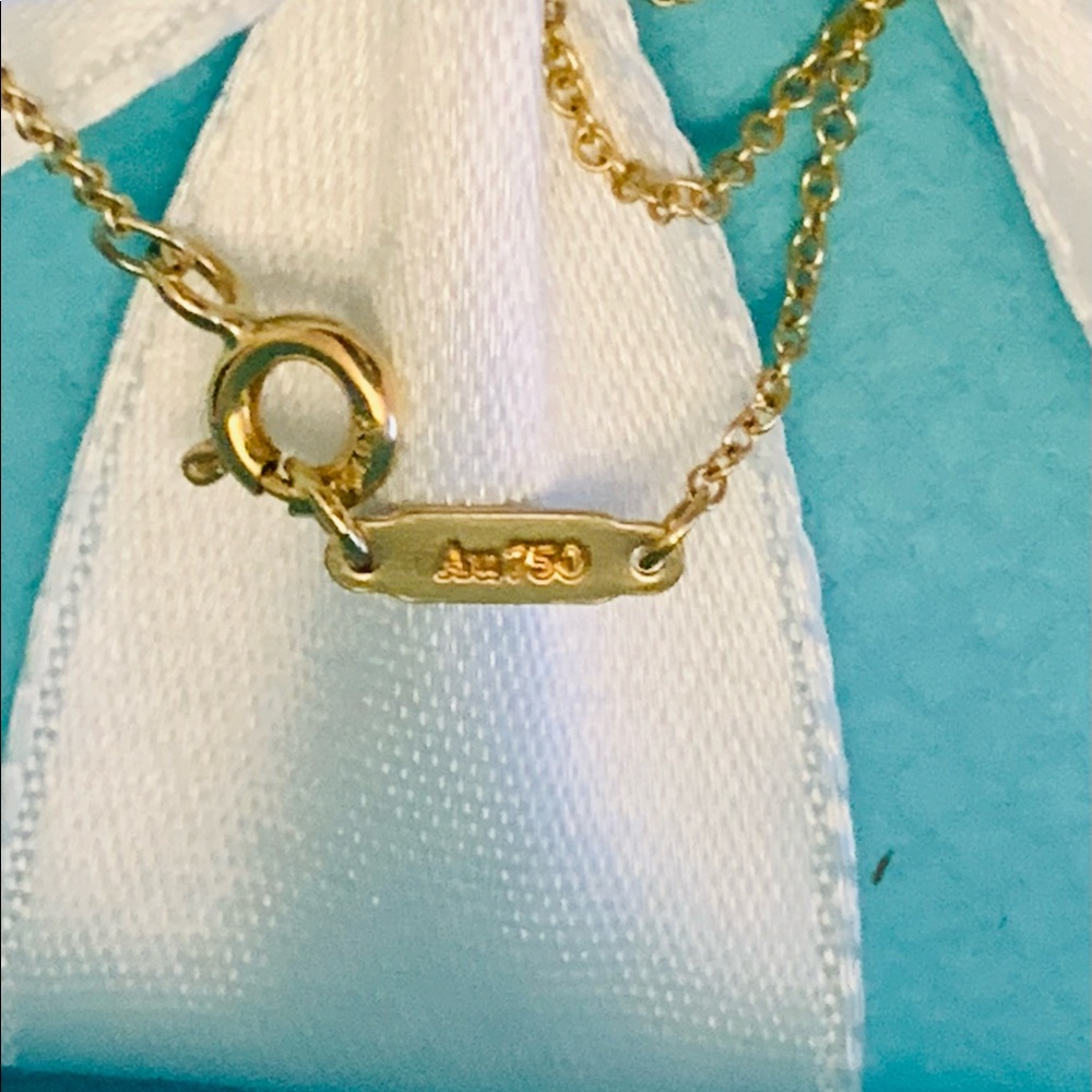 ❌❌SOLD❌❌♥️18K YELLOW GOLD 750 RED ENAMEL KEY PENDENT NECKLACE ON A 18”LONG C - Picture 6 of 7